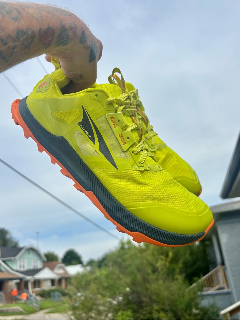 Altra Lone Peak 8 Men's Trail Running Shoes Lime Yellow Orange Zero Drop. 9.5